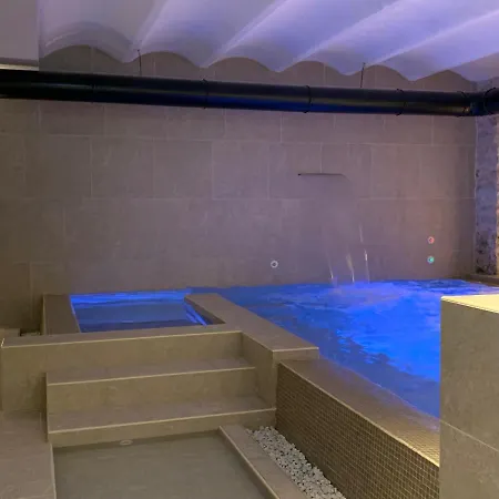 Готель & Wellness By Des 