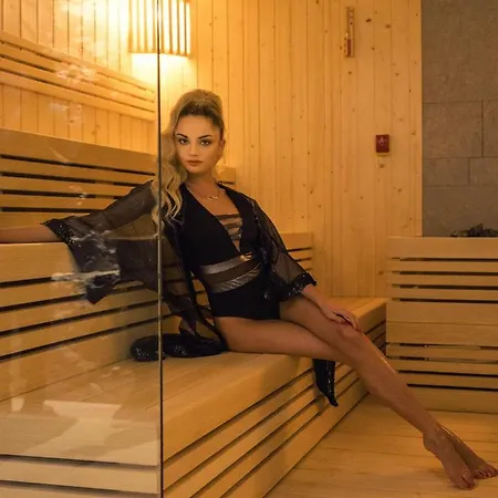 Spa&wellness By Des  Accesso Compreso 4* Sanremo