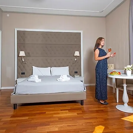 Hotel & Wellness By Des 