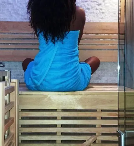 Hotel & Wellness By Des 