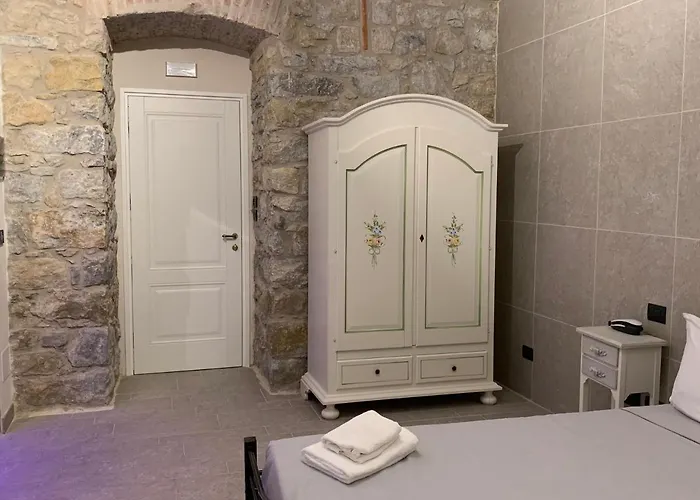 Hotel & Wellness By Des 