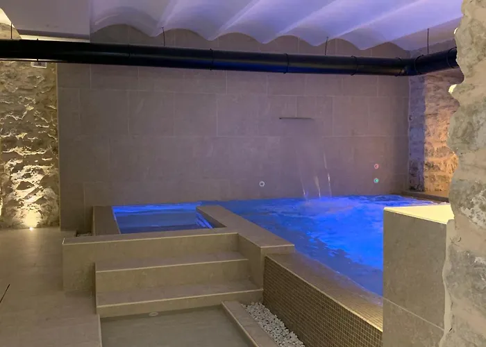 Hotel & Wellness By Des 