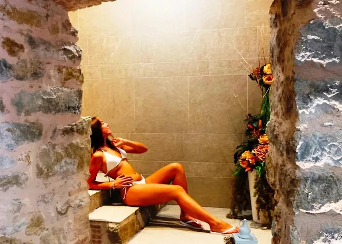 Hotel & Wellness By Des 